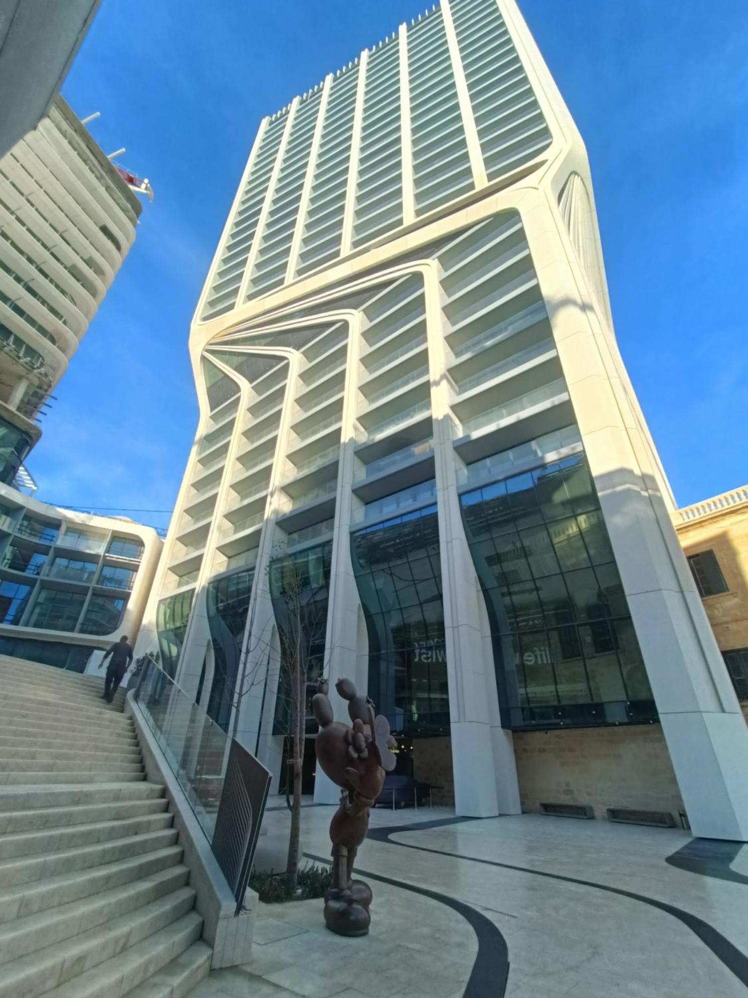 St Julian'S Mercury Tower 13Th Floor Studio Apartment In The Sky In Tallest Zaha Hadid Tower In Malta Saint Julian's Exterior photo