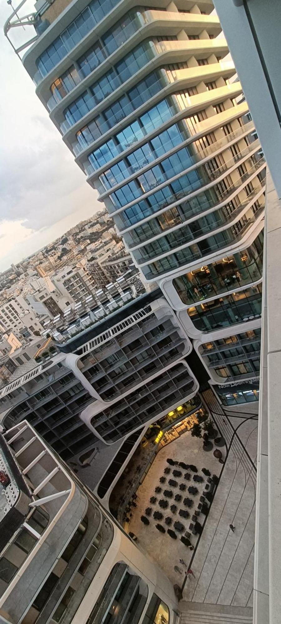 St Julian'S Mercury Tower 13Th Floor Studio Apartment In The Sky In Tallest Zaha Hadid Tower In Malta Saint Julian's Exterior photo